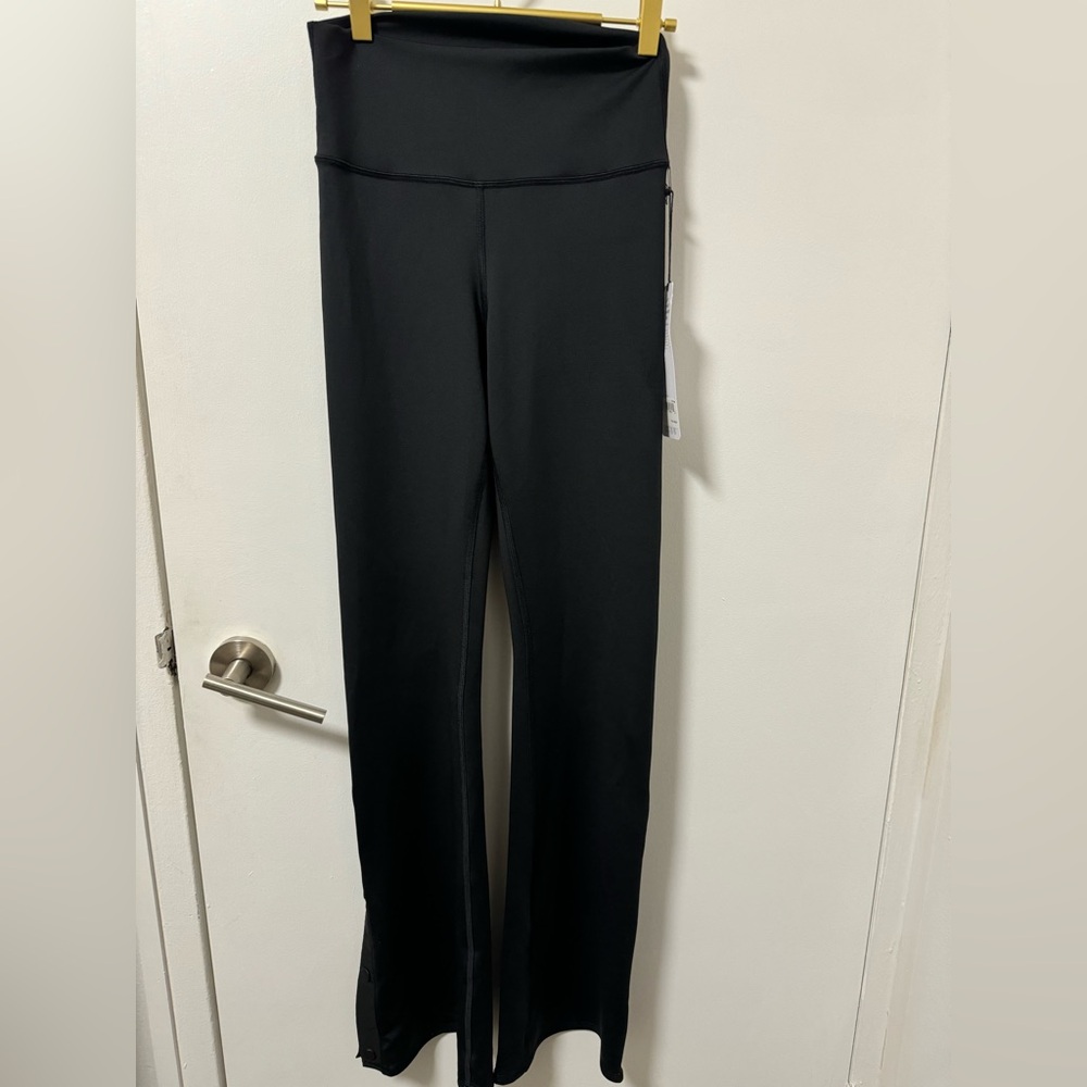 ALO Airlift High Waist Gamechanger Flare Legging NWT